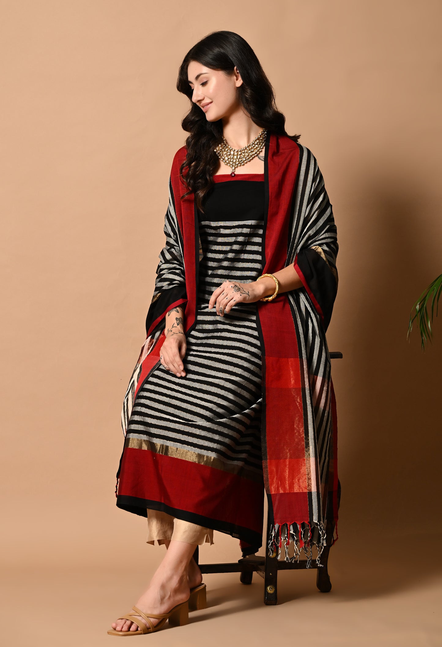 Black Maheshwari Silk Cotton Handloom Kurta Material with Dupatta