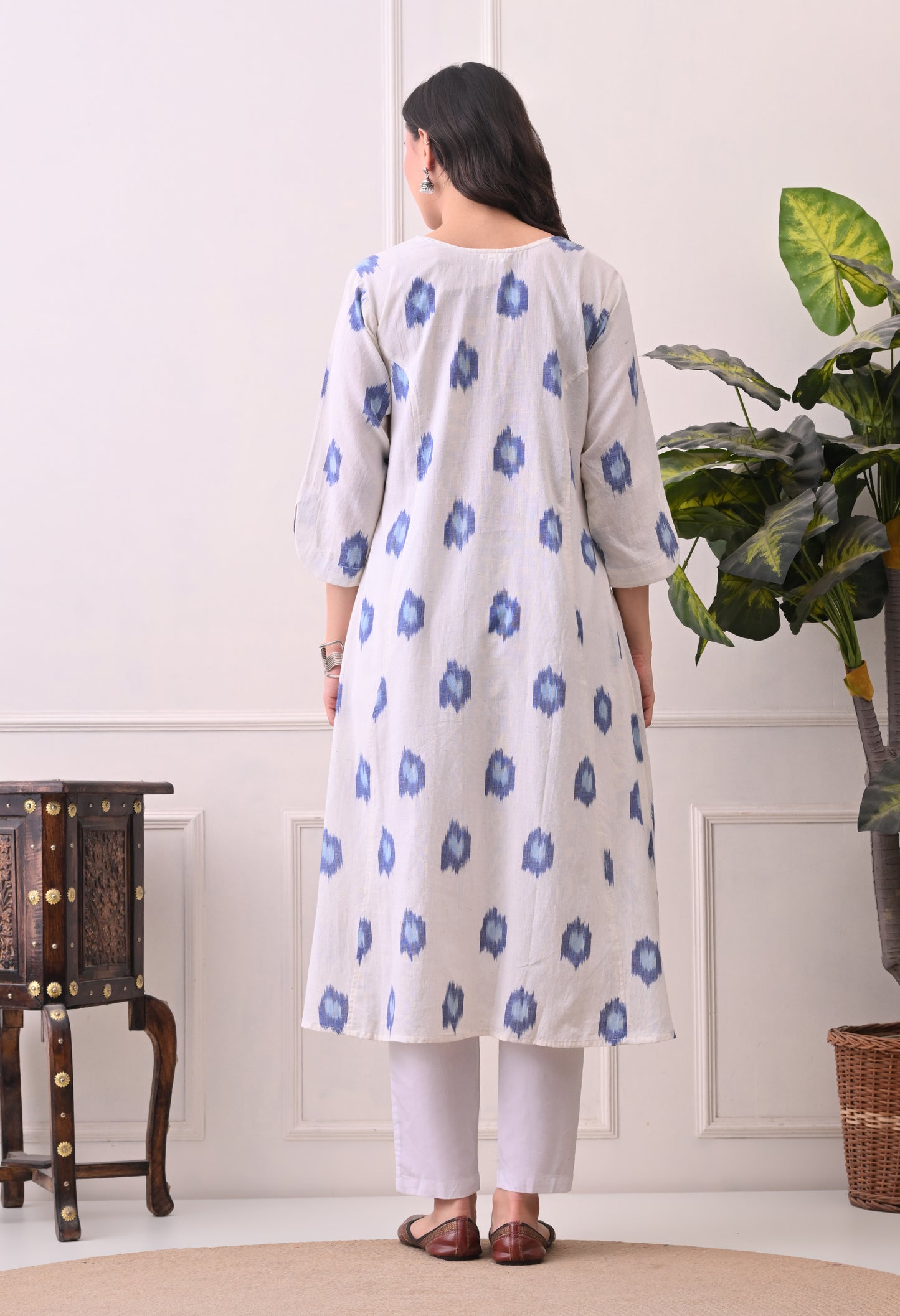 White Handwoven Ikkat Cotton Kurta