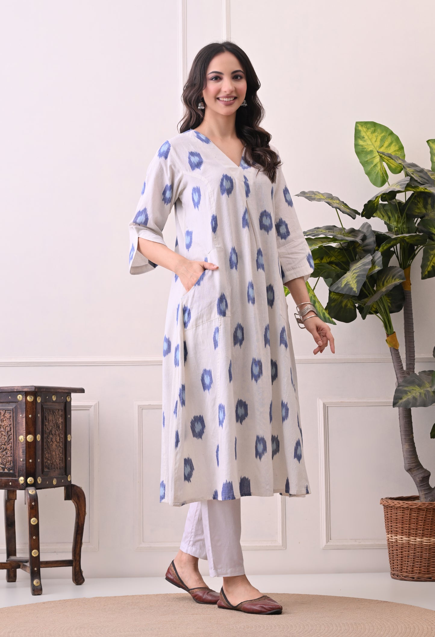 White Handwoven Ikkat Cotton Kurta